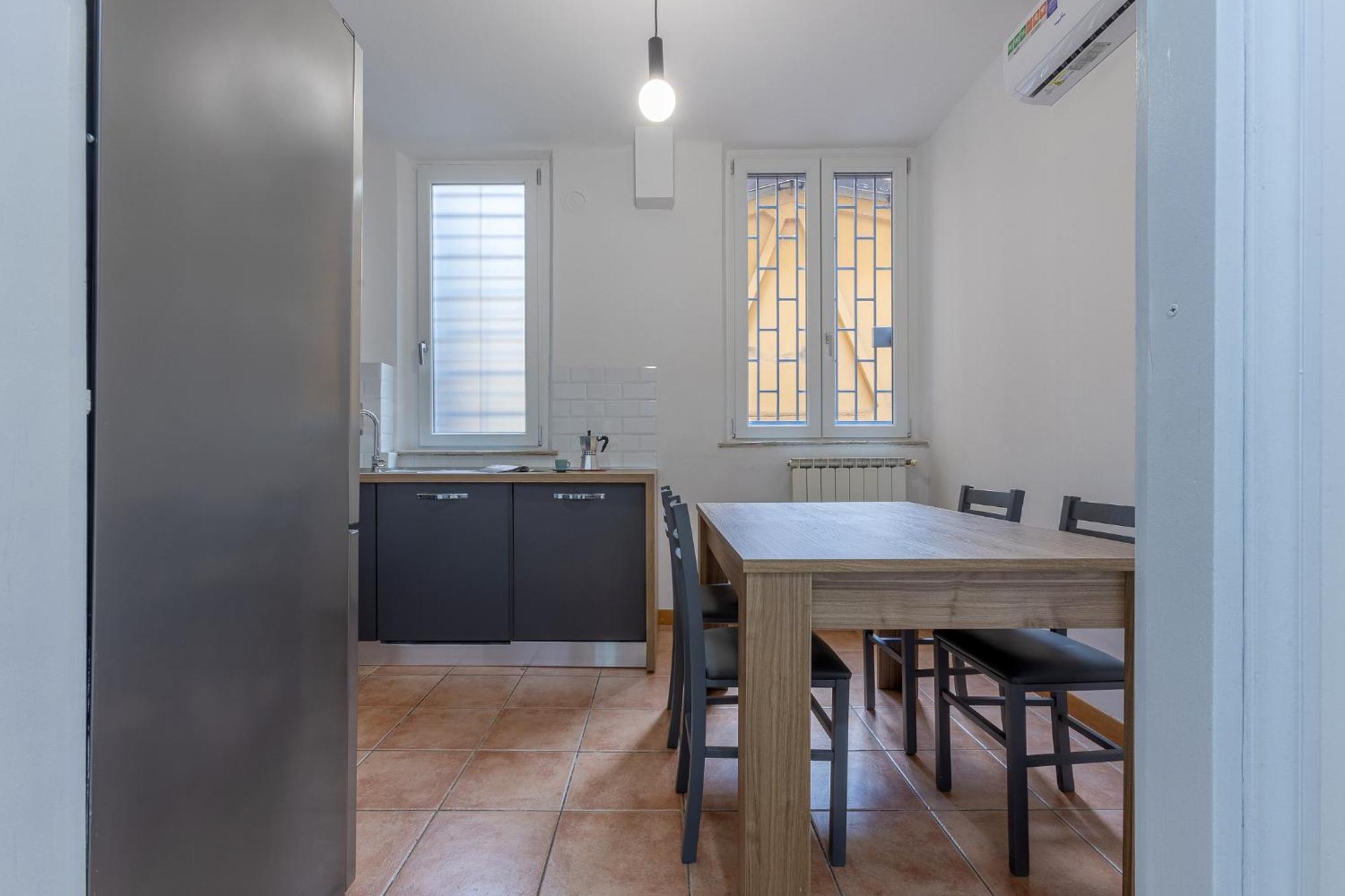 Matinum Central & Spacious Apartment Bologna Bagian luar foto
